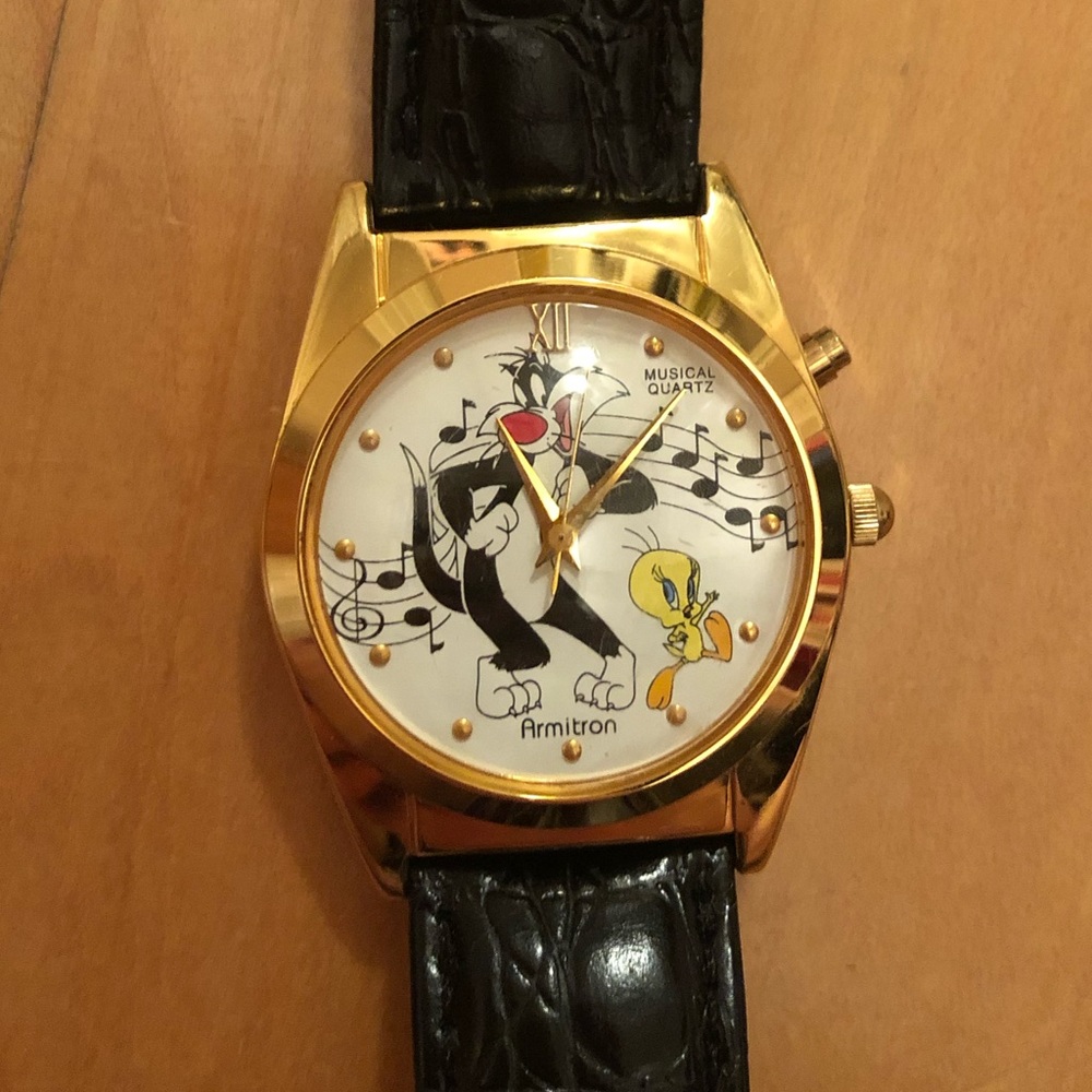 RARE Vintage Warner Bros. Looney Tunes Watch